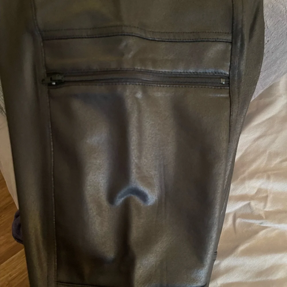 Bar lll faux leather Leggings - Picture 12 of 12